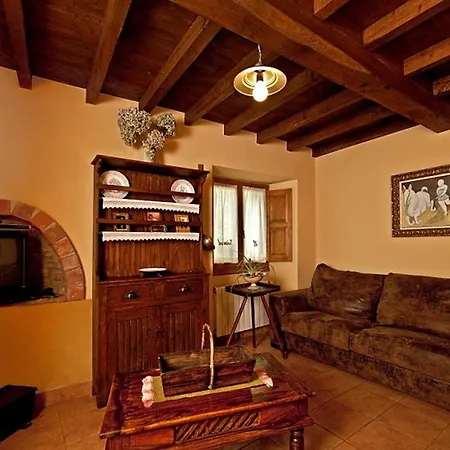 منزل ريفي El Camino Real Ii *